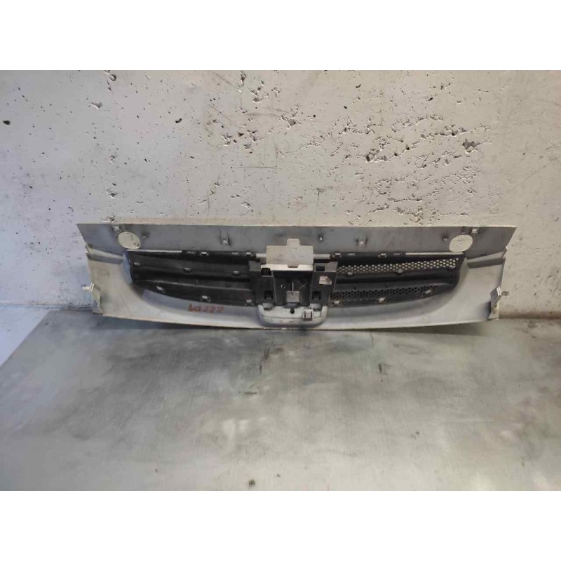 Recambio de rejilla delantera central para peugeot partner (s2) combiespace referencia OEM IAM - Blanco 2