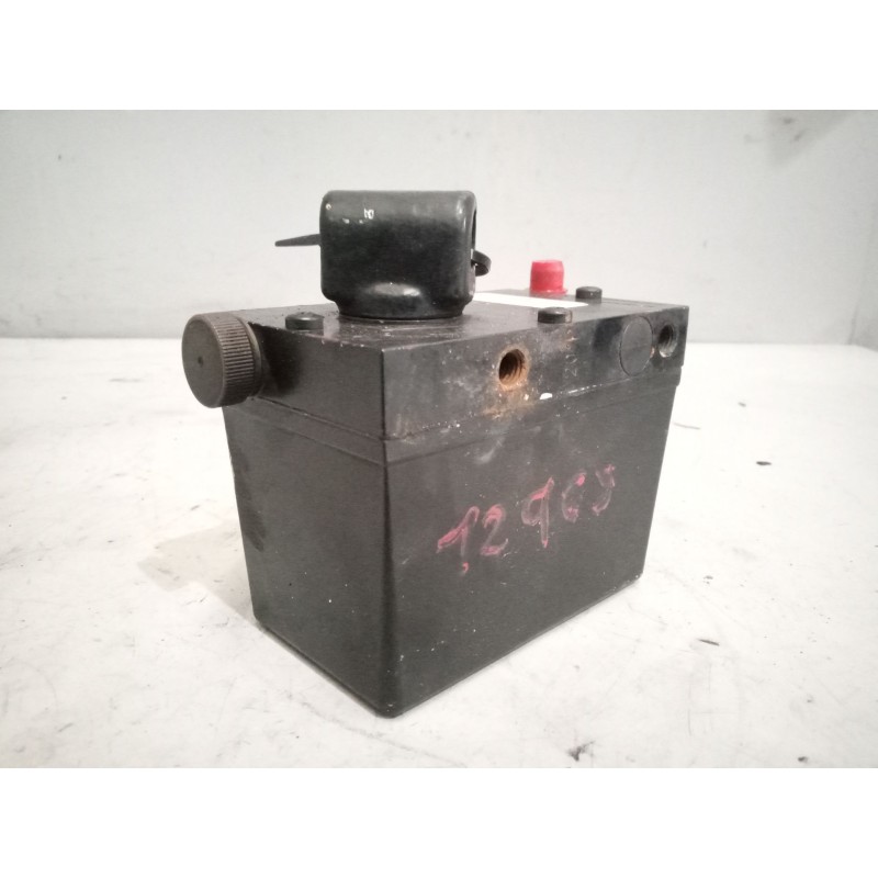 Recambio de bomba elevacion cabina para renault magnum ab diesel referencia OEM IAM 5010615919  1035166460 - Blanco 5