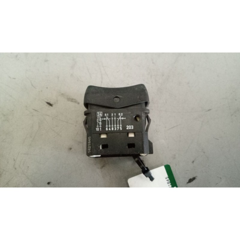 Recambio de interruptor para scania serie p/g/r (c-clase) 15.6 diesel referencia OEM IAM 1421845 - Blanco 2