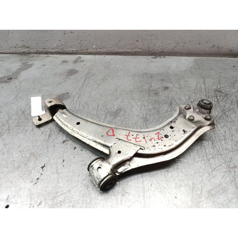 Recambio de brazo suspension inferior delantero derecho para ford fiesta (cbk) ambiente referencia OEM IAM - Blanco 2