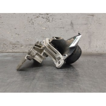 Recambio de soporte motor derecho para renault laguna (b56) 1.8 16v rt referencia OEM IAM   