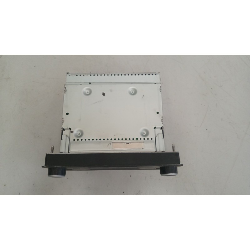 Recambio de sistema audio / radio cd para man tgs referencia OEM IAM 81281016182 - Blanco 2
