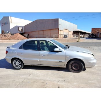 citroën xsara berlina del año 2001