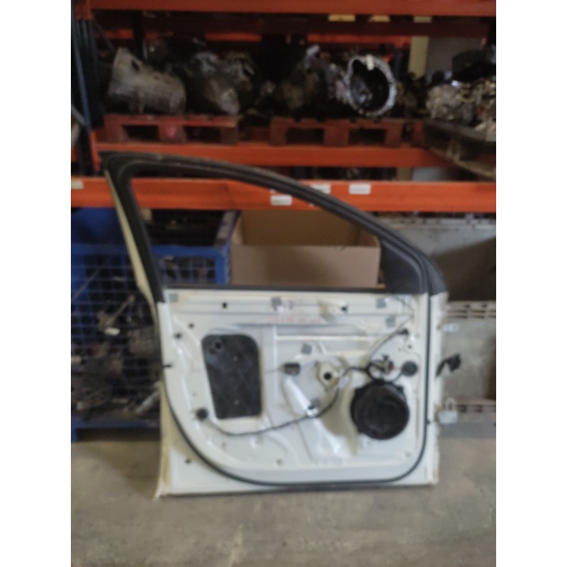 Recambio de puerta delantera izquierda para audi q7 (4l) 3.0 tdi (176kw) referencia OEM IAM - Blanco 2