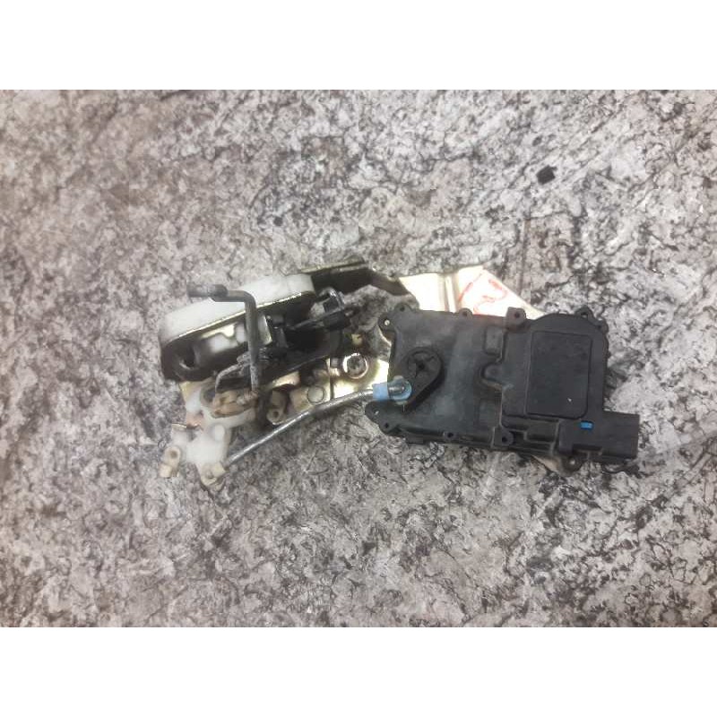 Recambio de cerradura puerta trasera izquierda para daewoo matiz 0.8 cat referencia OEM IAM  2 PINS - Verde 2