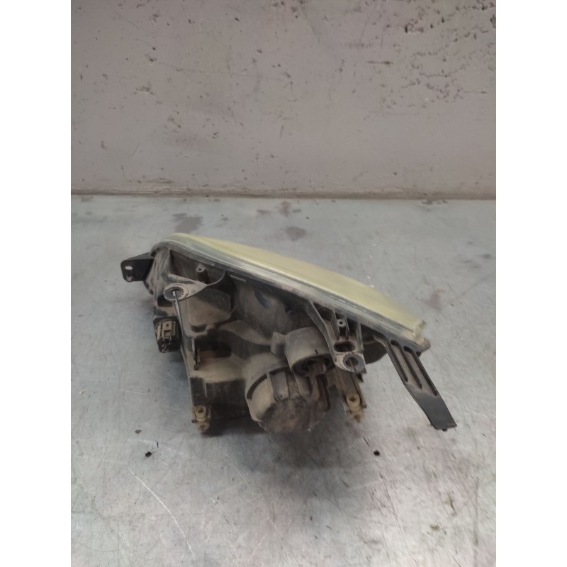 Recambio de faro derecho para ford fiesta (cbk) ambiente referencia OEM IAM - Blanco 2