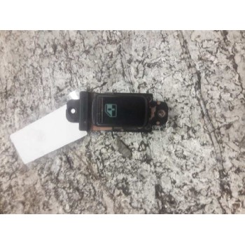 MANDO ELEVALUNAS TRASERO DERECHO 9357620000 7 PINS 