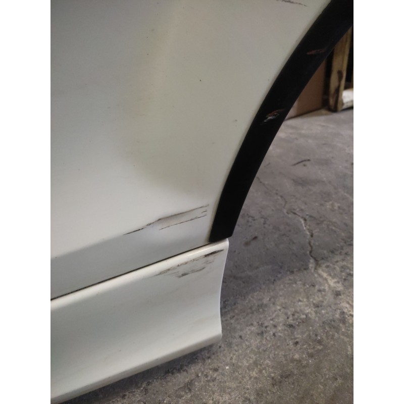 Recambio de puerta trasera izquierda para audi q7 (4l) 3.0 tdi (176kw) referencia OEM IAM - Blanco 3