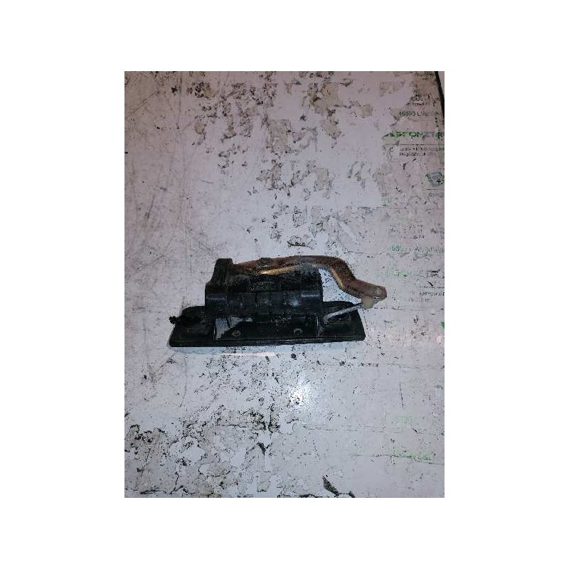 Recambio de maneta exterior delantera derecha para peugeot 205 berlina 1.1 referencia OEM IAM 2