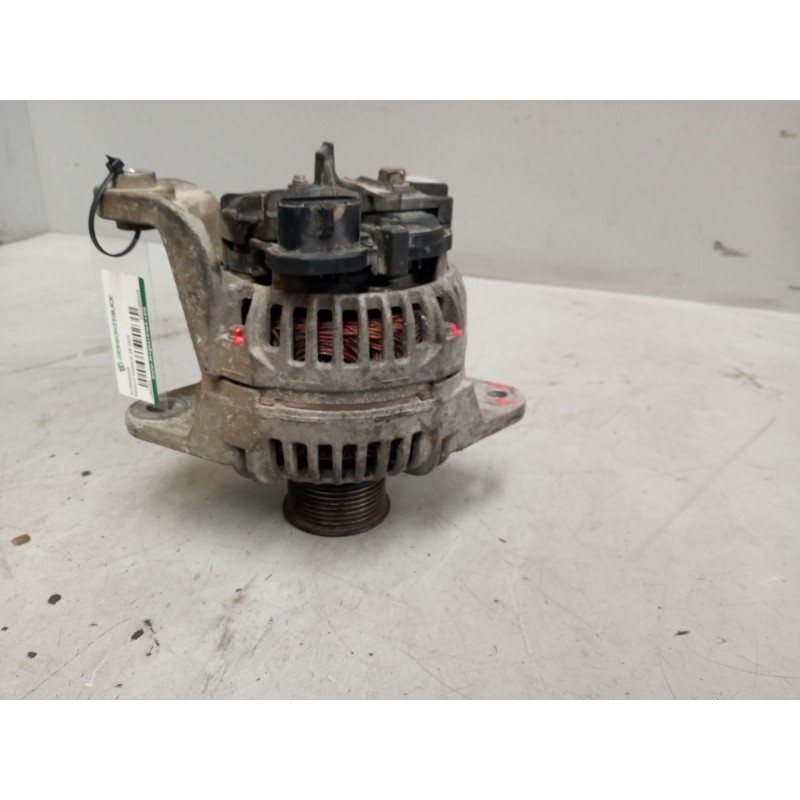 Recambio de alternador para renault magnum ab 2005 12.0 diesel referencia OEM IAM 5010589525 28V/80A 0124555027