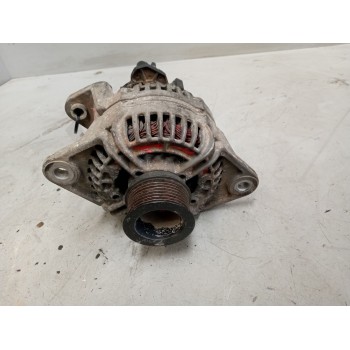 Recambio de alternador para renault magnum ab 2005 12.0 diesel referencia OEM IAM 5010589525 28V/80A 0124555027