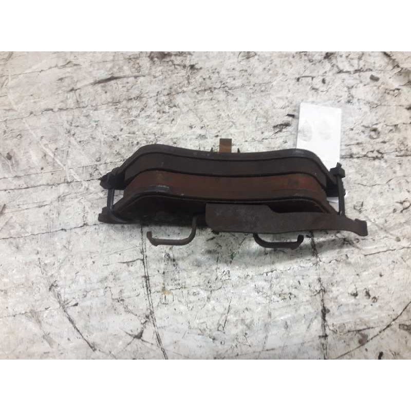 Recambio de pastillas de freno traseras para chrysler voyager (rg) 2.5 crd executive referencia OEM IAM - Negro 2