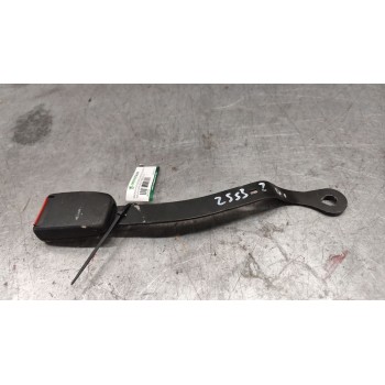 Recambio de enganche de cinturon delantero izquierdo para volkswagen golf iv berlina (1j1) 1.9 tdi referencia OEM IAM 1J3858471B