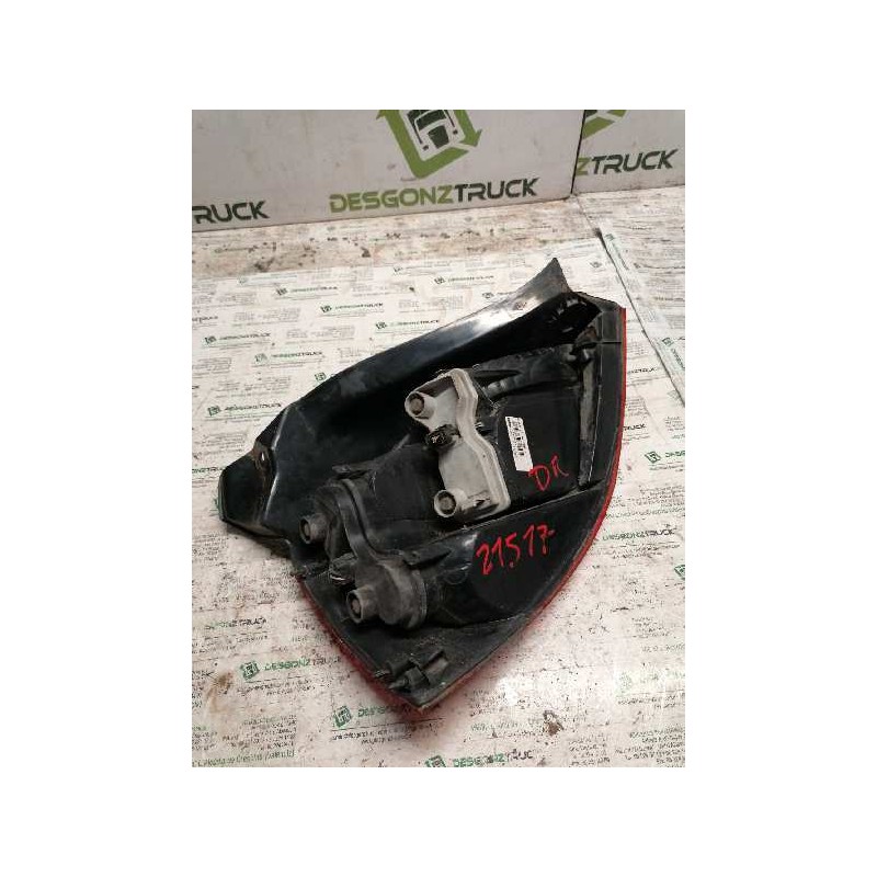 Recambio de piloto trasero derecho para renault megane ii berlina 5p referencia OEM IAM   4 PINS - Azul 2