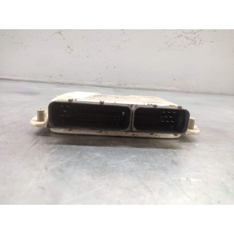 Recambio de centralita motor uce para seat alhambra (7v9) kids referencia OEM IAM 038906019BH  0281011199 - Negro 3