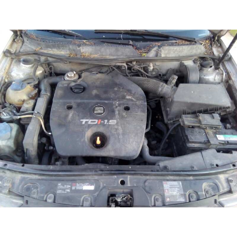 SEAT TOLEDO (1M2)