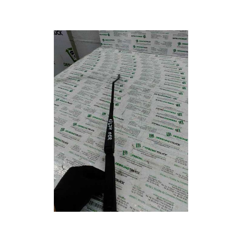 Recambio de brazo limpia delantero derecho para peugeot partner (s2) combi pro referencia OEM IAM - Blanco 2