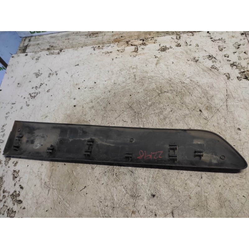 Recambio de moldura para renault kangoo (f/kc0) authentique referencia OEM IAM 8200038179 TRASERA IZQUIERDA - Blanco 2