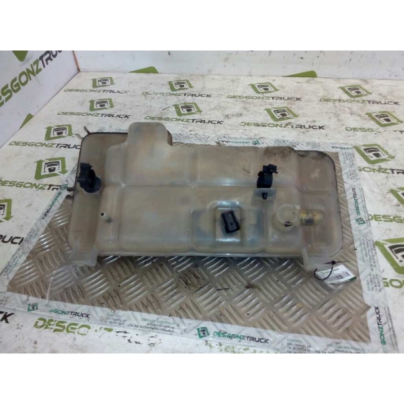 Recambio de deposito expansion para iveco daily caja cerrada (1999 =>) 35 - s 12 caja cerrada referencia OEM IAM - Blanco 2