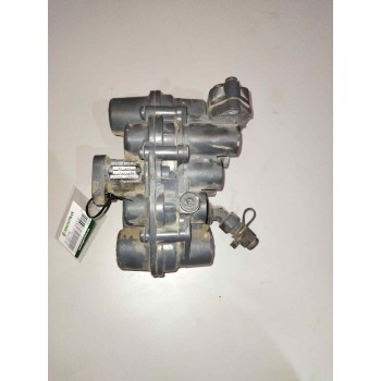 VALVULA AIRE AE4526 II39010FM2 VALVULA CUADRUPLE