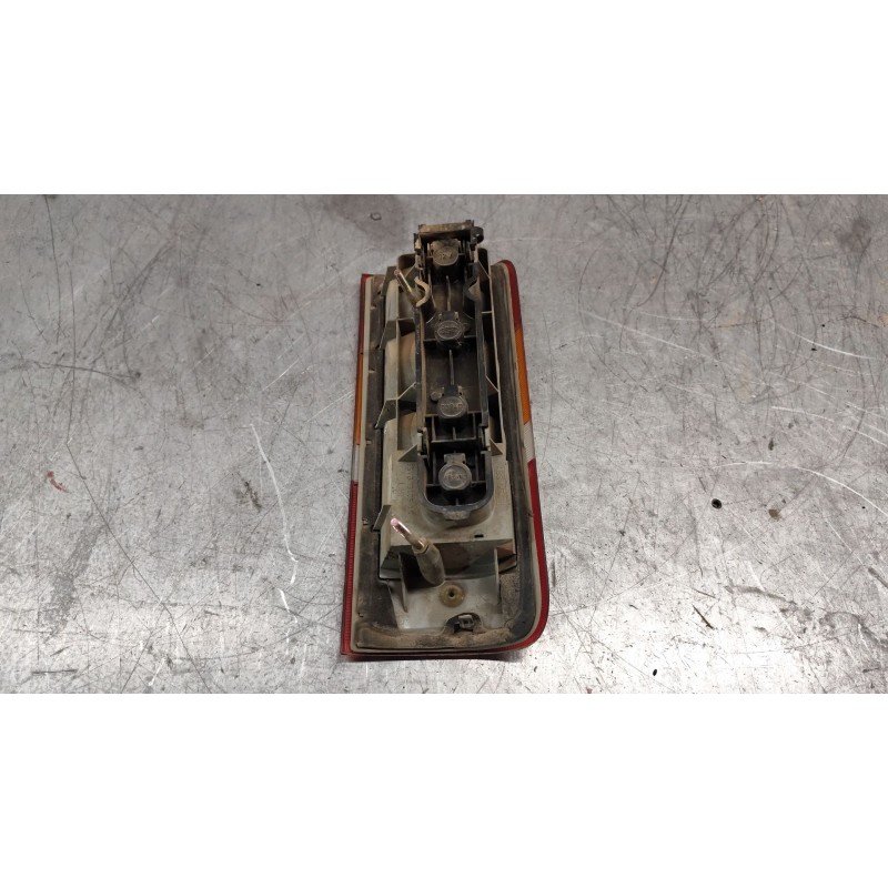 Recambio de piloto trasero izquierdo para ford fiesta berl./courier 1.8 diesel referencia OEM IAM 2