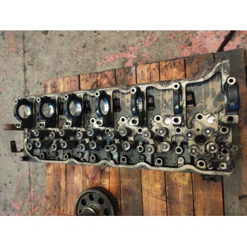 Recambio de culata para renault premium route 2006 fas 4x2 larga distancia referencia OEM IAM 20464480  
