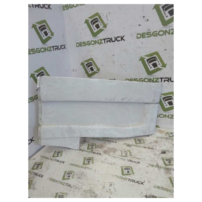 Recambio de moldura trasera cabina para iveco stralis (as) fsa t/p 4x2 gran espacio referencia OEM IAM 504022499 PARTE IZQUIERDA - Blanco