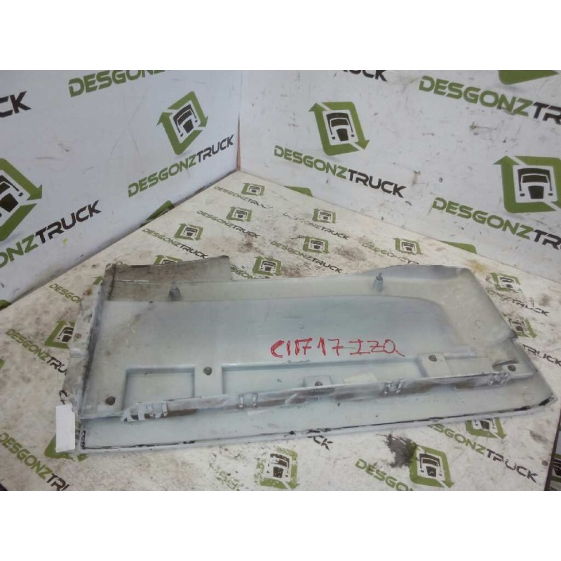 Recambio de moldura trasera cabina para iveco stralis (as) fsa t/p 4x2 gran espacio referencia OEM IAM 504022499 PARTE IZQUIERDA - Blanco 2