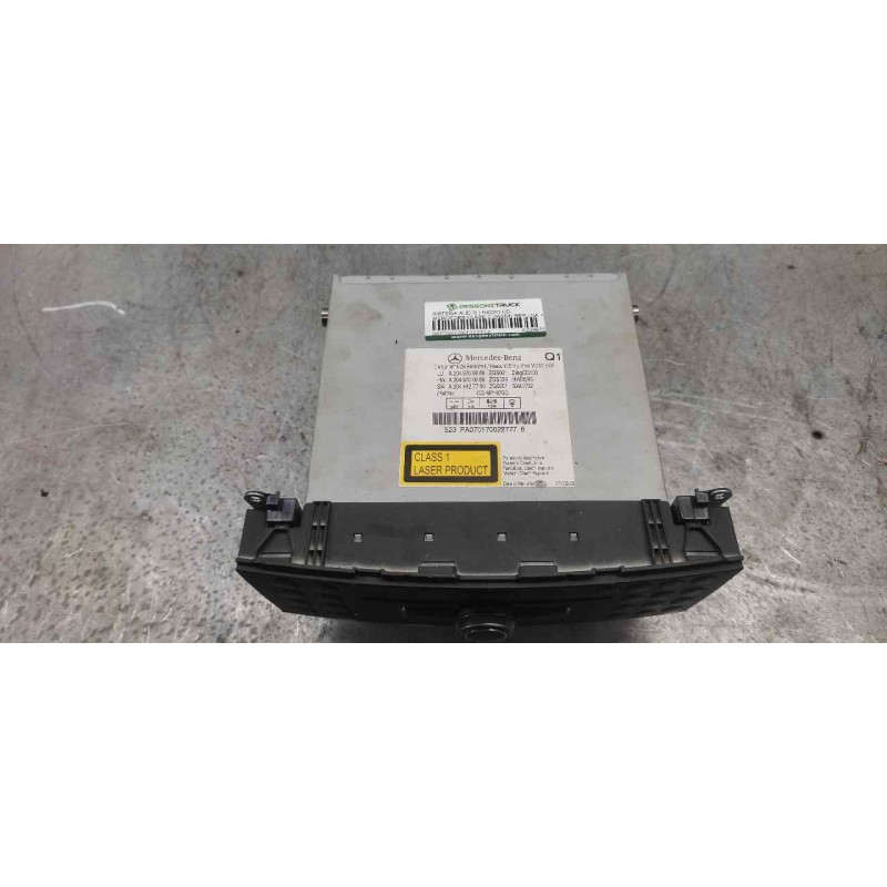 Recambio de sistema audio / radio cd para mercedes-benz clase c (w204) berlina 1.6 cat referencia OEM IAM A2048709889 2