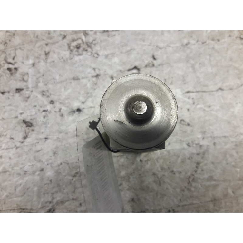 Recambio de valvula expansion para citroën berlingo 1.6 hdi 75 collection familiar referencia OEM IAM 52143090 - Blanco 2