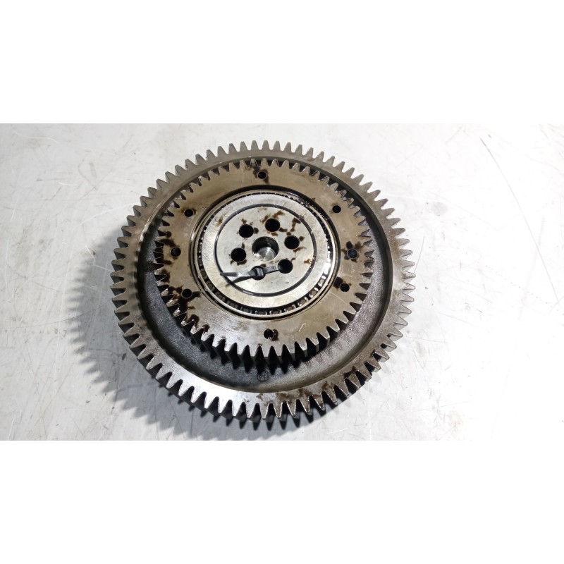Recambio de piñon para volvo fm 460 12.8 diesel referencia OEM IAM 21517592 - Blanco 2