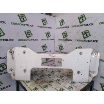 PARAGOLPES DELANTERO PARTE CENTRAL 