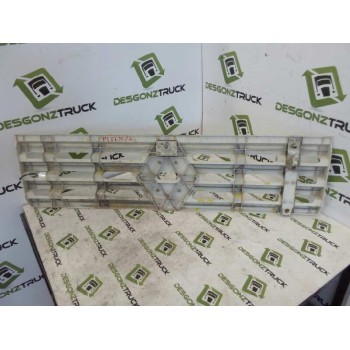 Recambio de calandra para renault trucks midliner m 230.13/c, m 230.13/d (226cv) referencia OEM IAM   