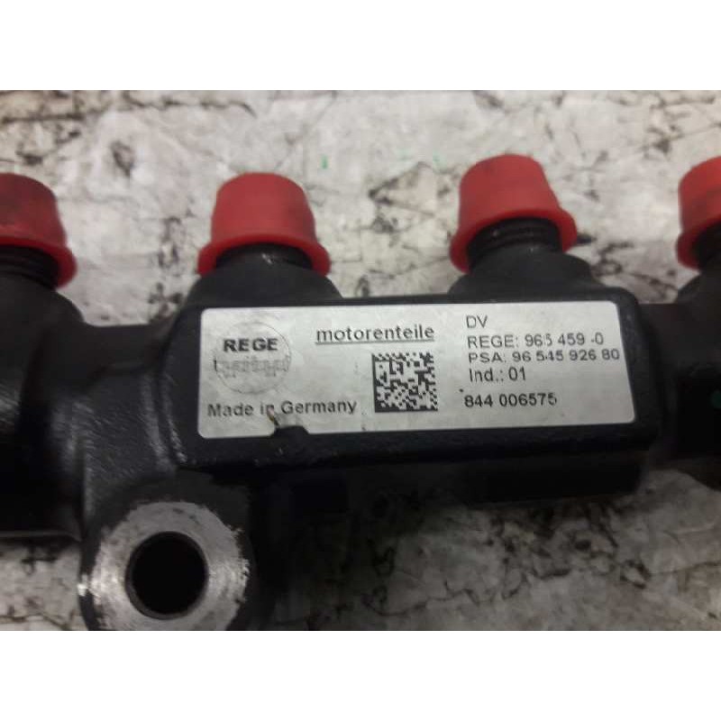 Recambio de rampa inyectora para citroën berlingo 1.6 hdi 75 collection familiar referencia OEM IAM 9654592680 - Blanco 4