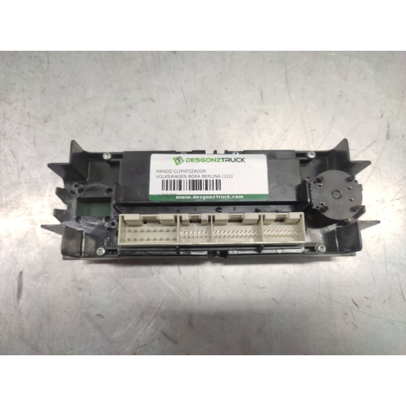 Recambio de mando climatizador para volkswagen bora berlina (1j2) highline 4motion referencia OEM IAM 2