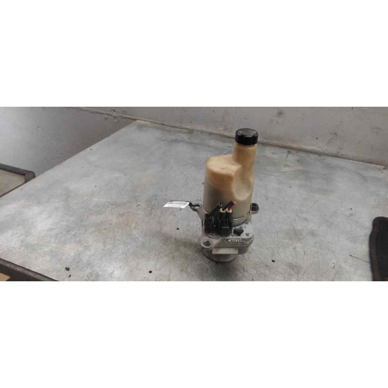 Recambio de bomba direccion para volvo c30 d5 kinetic referencia OEM IAM 5N513K514AD - Negro 3