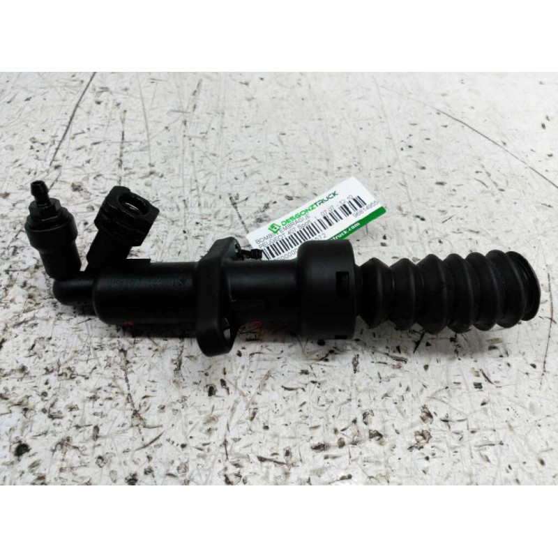 Recambio de bombin embrague para peugeot 407 sport referencia OEM IAM 9681495580 - Blanco 3