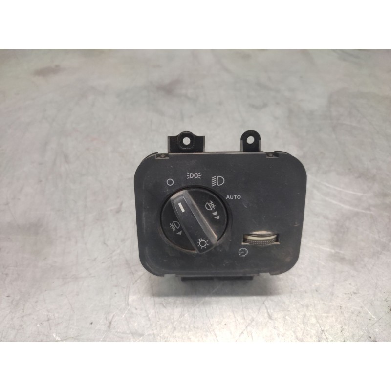 Recambio de mando luces para land rover discovery v6 td se referencia OEM IAM YUD 501480 PVJ  