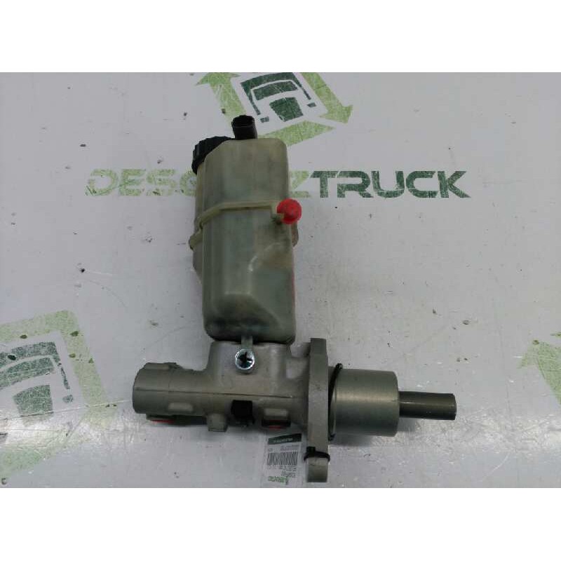 Recambio de bomba freno para peugeot 407 sport referencia OEM IAM 4601P6 - Blanco 2