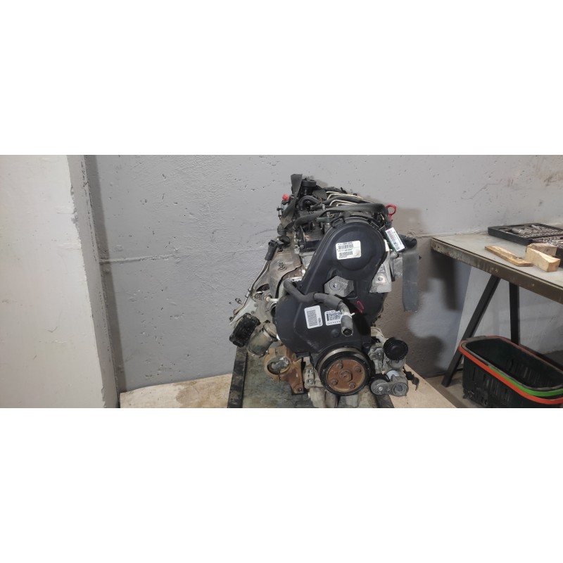 Recambio de motor completo para volvo c30 d5 kinetic referencia OEM IAM D5244T8 INYECCIÓN BOSCH - Negro 3