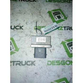 Recambio de caja precalentamiento para renault master kofferaufbau l4h1 3,5t referencia OEM IAM 110678071R  