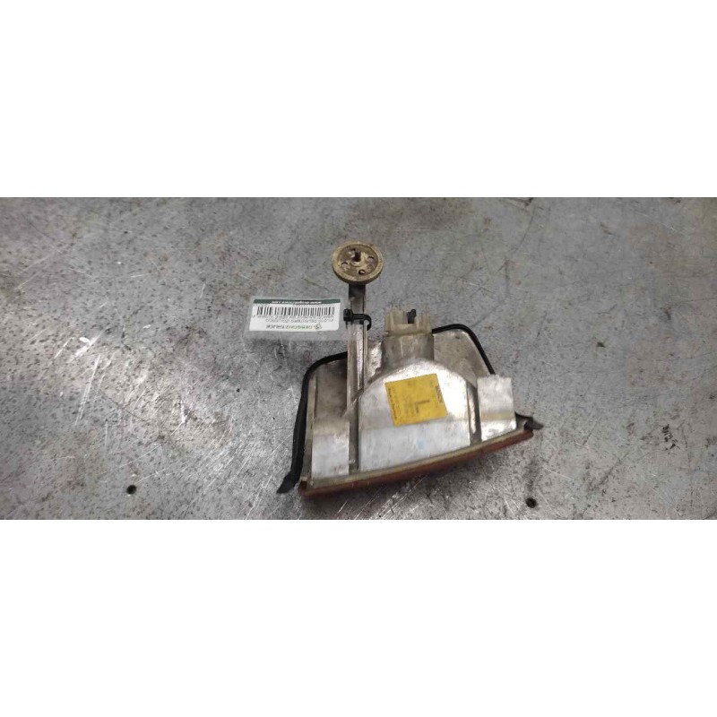 Recambio de piloto delantero izquierdo para mercedes-benz clase c (w201) berlina 1.8 cat referencia OEM IAM 1305232034 2