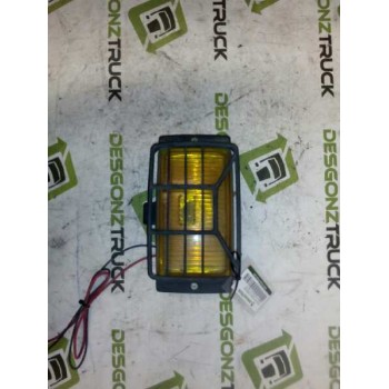 Recambio de faro antiniebla derecho para nissan trucks m 140.17 referencia OEM IAM   