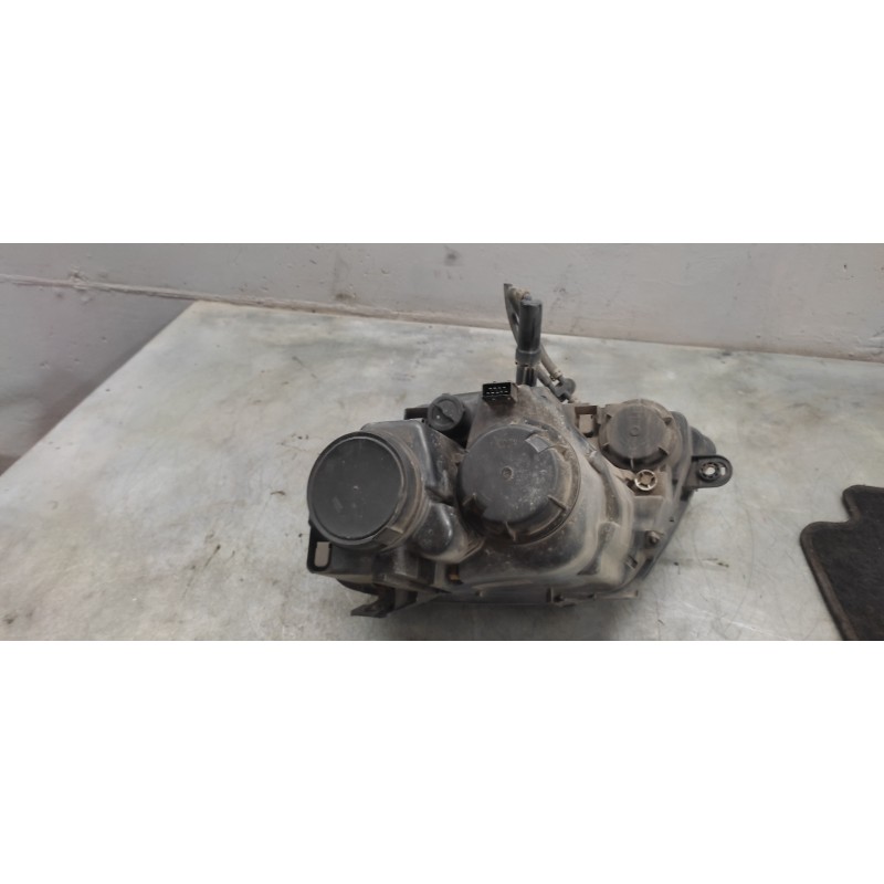 Recambio de faro derecho para lancia phedra (180) 2.2 jtd 16v emblema referencia OEM IAM   9 PINS 2