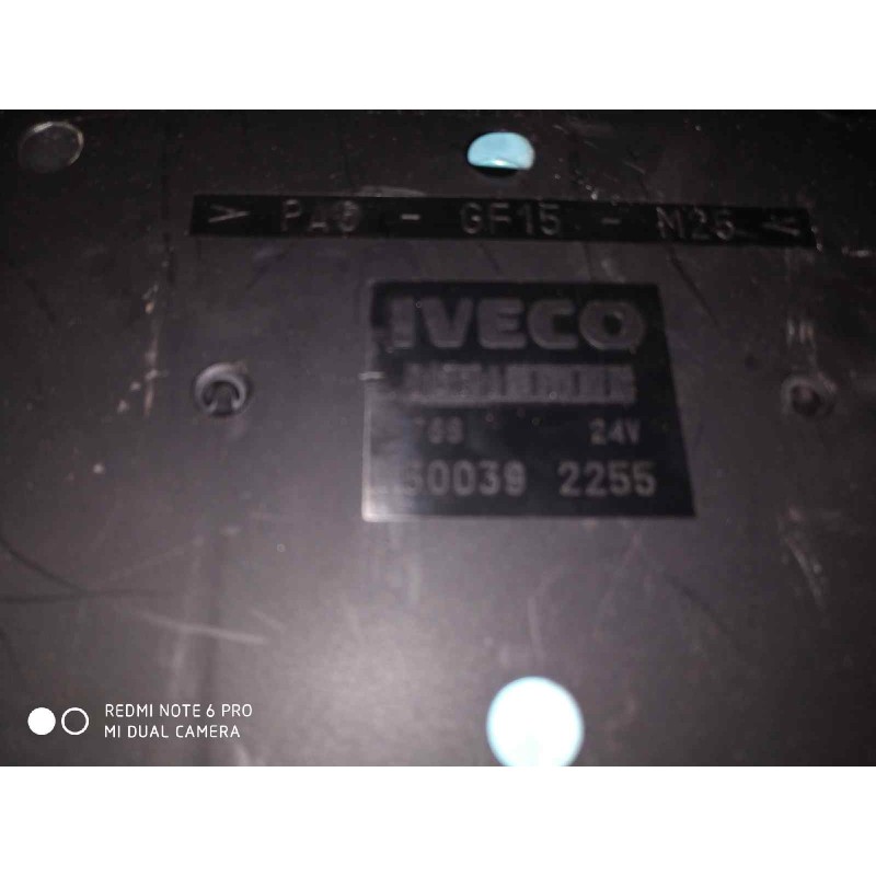 Recambio de caja reles / fusibles para iveco eurocargo 05.03  fg 75 e tráfico urbano referencia OEM IAM 500392255 - Azul 3
