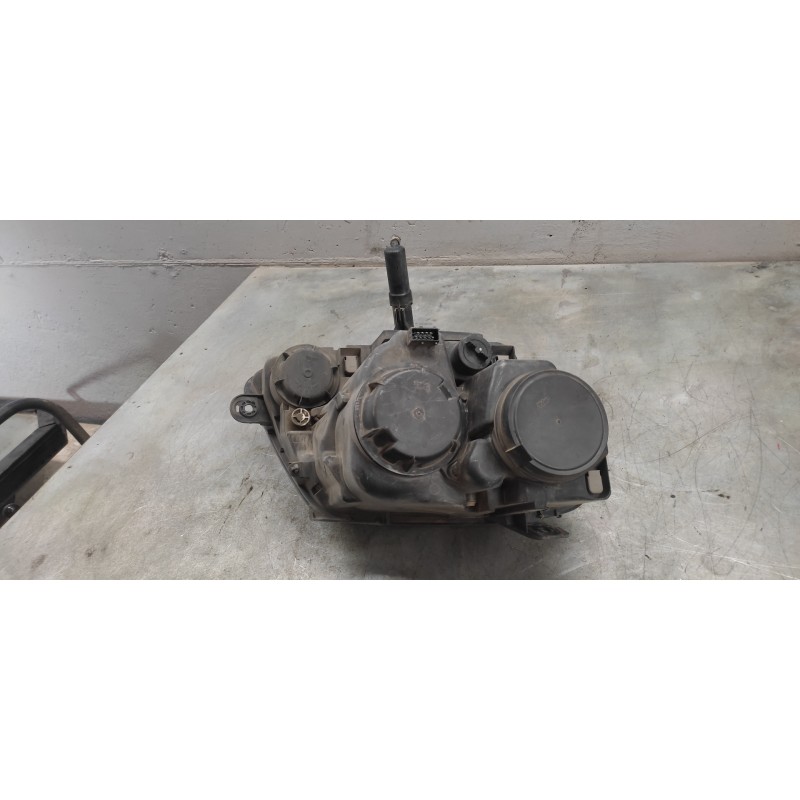 Recambio de faro izquierdo para lancia phedra (180) 2.2 jtd 16v emblema referencia OEM IAM   9 PINS 2