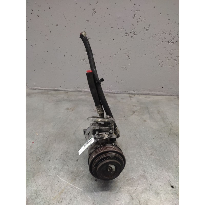 Recambio de compresor aire acondicionado para mercedes-benz sprinter 02.00  caja cerrada 416 cdi (904.662) referencia OEM IAM - Blanco