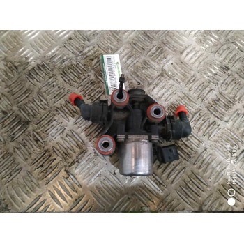 Recambio de valvula aire para daf serie xf105.xxx fsa 4x2ld space-cab referencia OEM IAM 4460913040  VALVULA ADBLUE