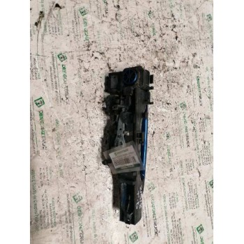 Recambio de maneta exterior trasera derecha para renault megane ii berlina 5p referencia OEM IAM 8200028463  