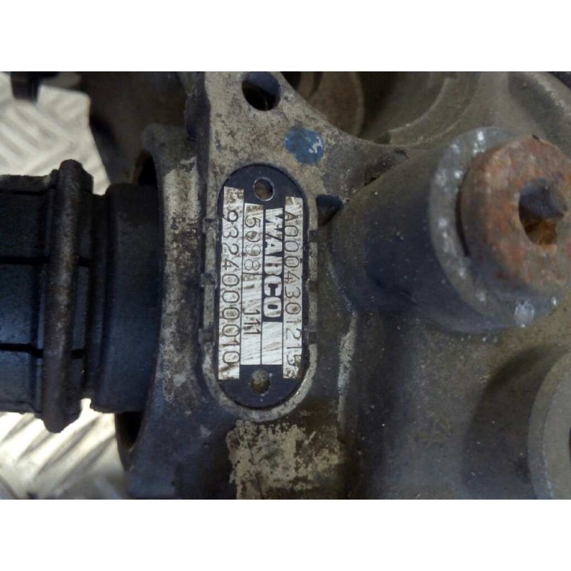Recambio de valvula aire para mercedes-benz atego 6-cil.4x2/bm 970,2,4-6 1223 (4x2) om 906 la l (largo) referencia OEM IAM A0004 - Blanco 2